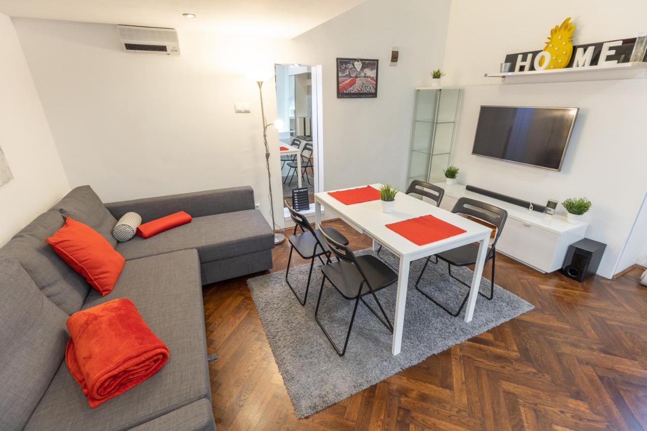 Bright & Shine Apartment Budapest Eksteriør billede